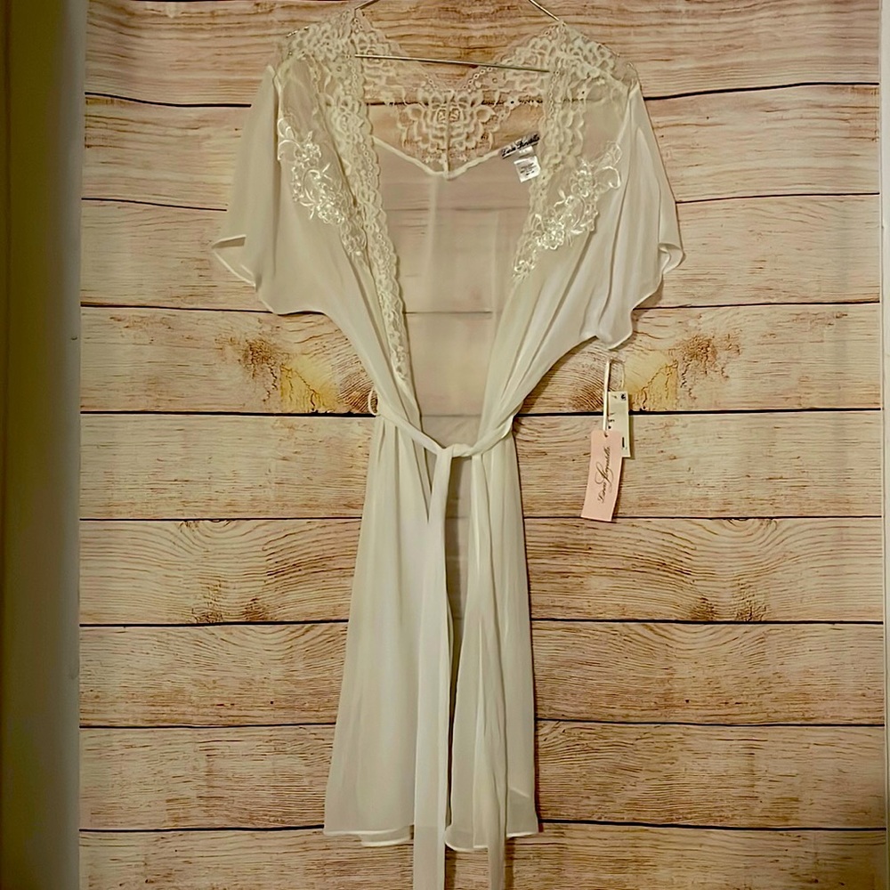 NWT Linea Donatella Robe